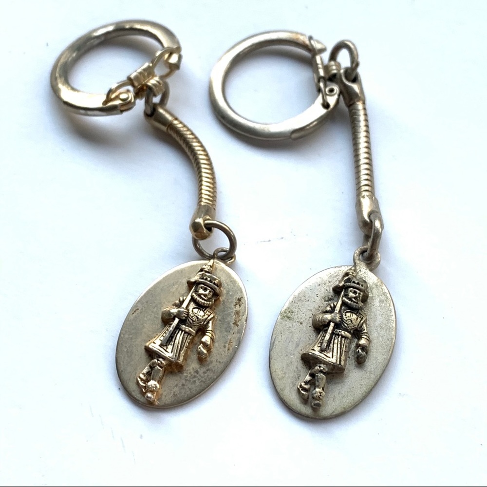 Vintage THE BEEFEATER Advertising Keychains
